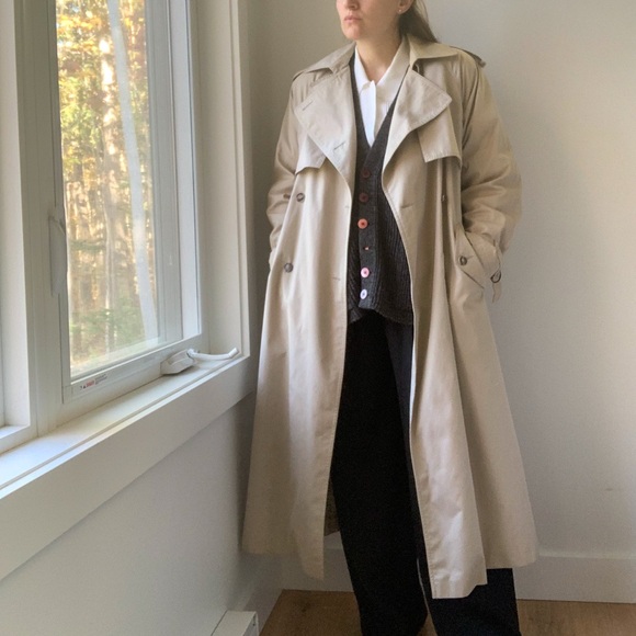 Vintage Jackets & Blazers - VINTAGE classic trench